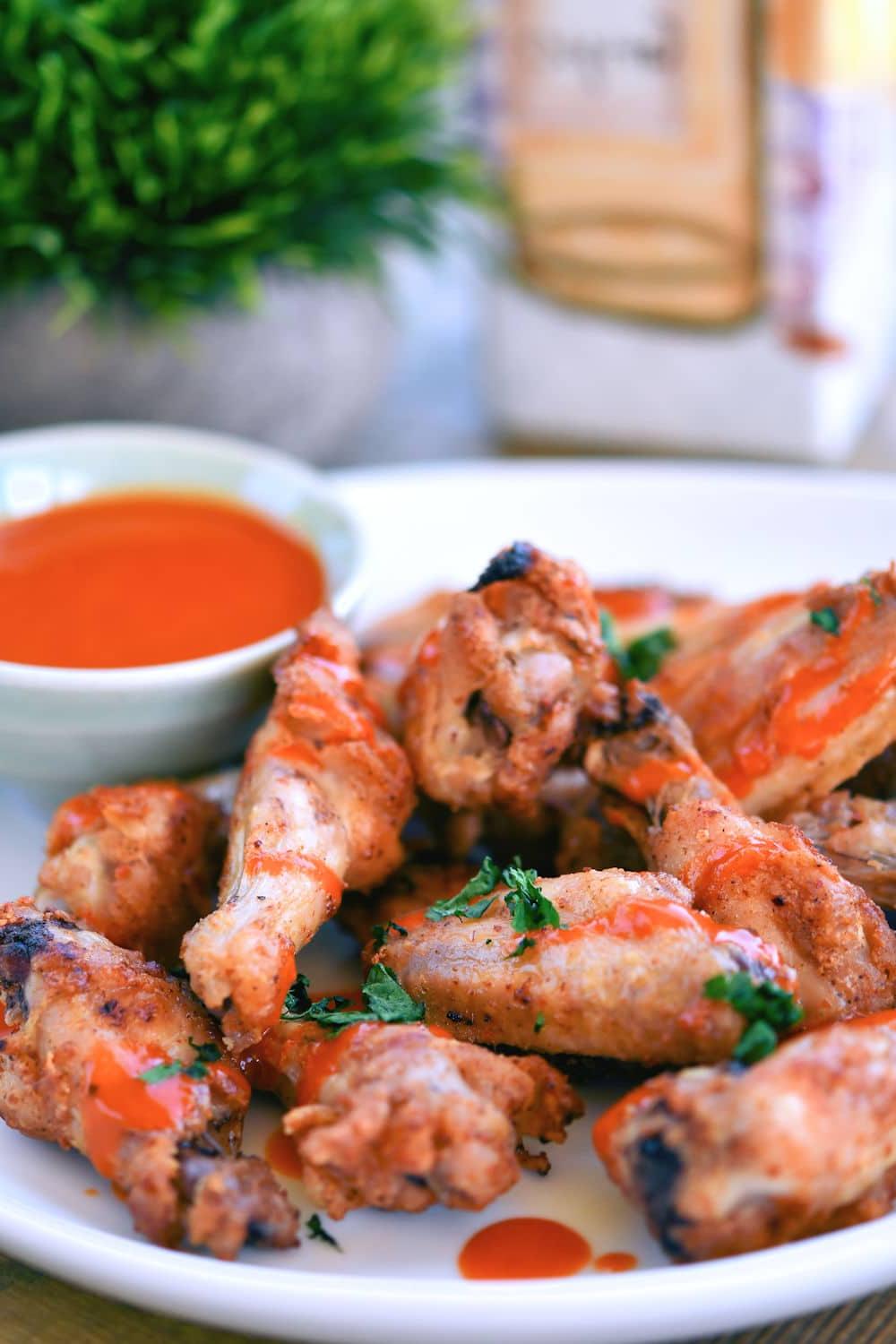 24Bite: Best Easy Baked Chicken Wings Recipe by Christian Guzman