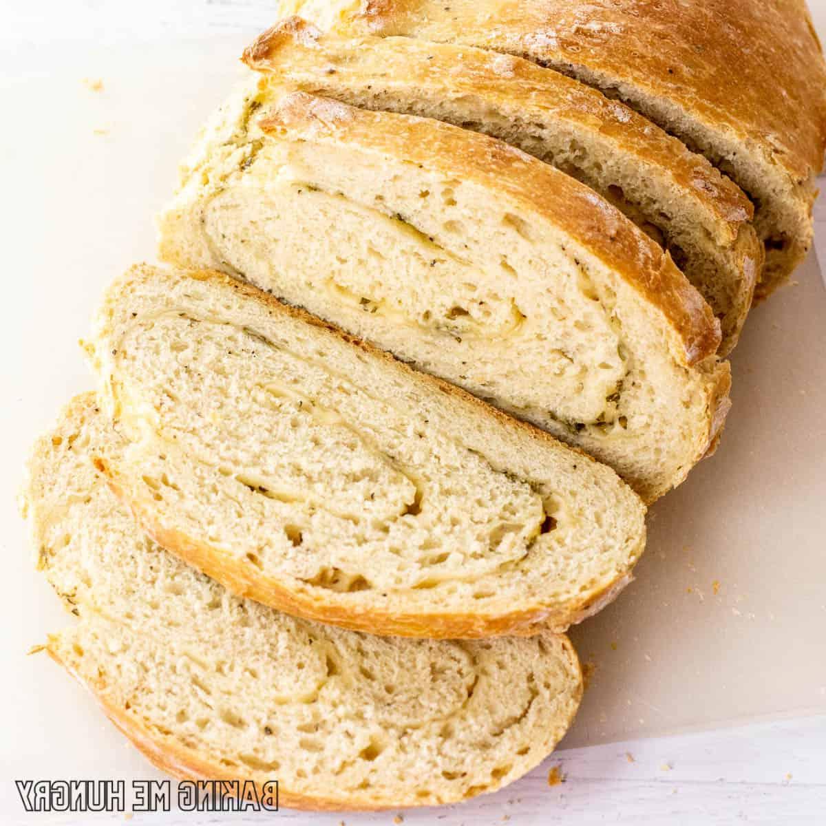 Rozmarin Parmesan Ekmeği