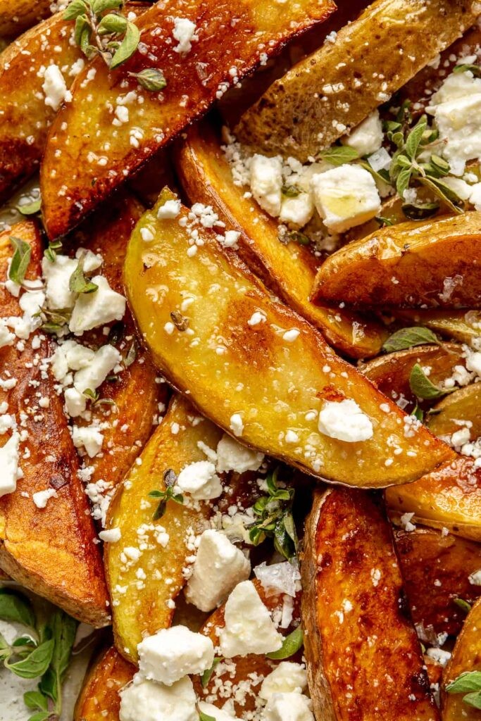 Yunan Feta Peynirli Patates Kızartması: Ege Esintisi Sofranızda!